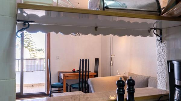 Ático en calle Calas Blancas D, 25