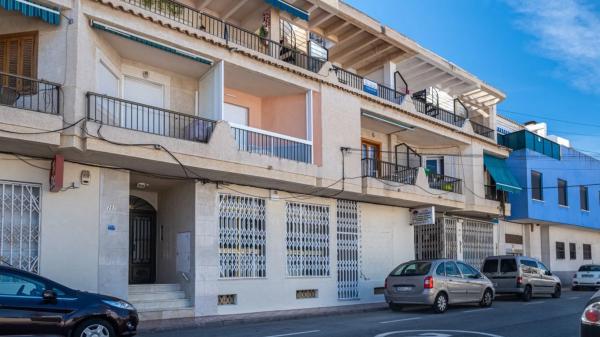 Ático en calle Calas Blancas D, 25