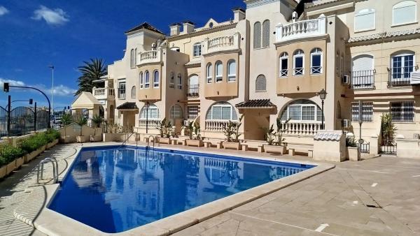 Ático en Barrio Zona los Frutales