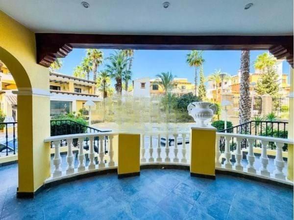 Piso en avenida Roentgen