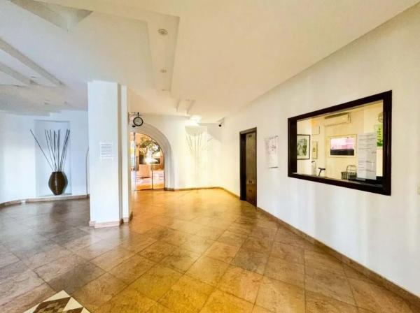 Piso en avenida Roentgen