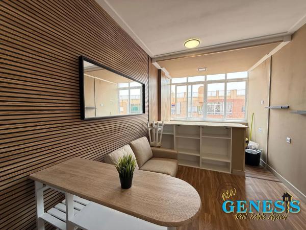 Estudio en calle la Loma, 107