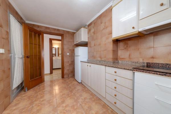 Piso en calle Zoa, 9