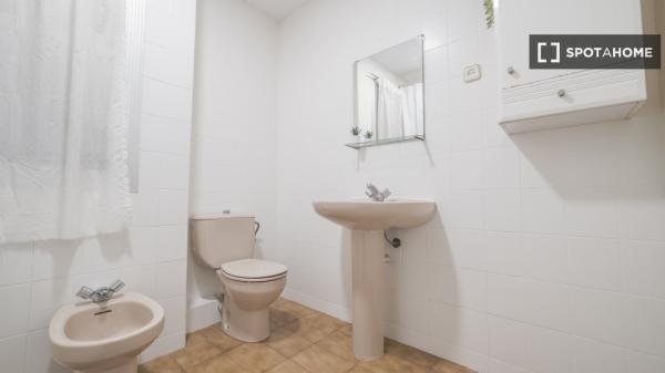 Chambre à louer dans un coliving de 7 chambres à Barcelone