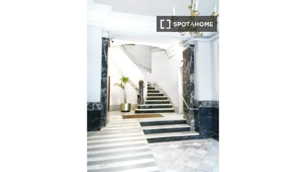 Chambre à louer dans un coliving de 7 chambres à Barcelone