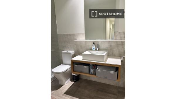 Zimmer in einer Wohngemeinschaft in Barcelona