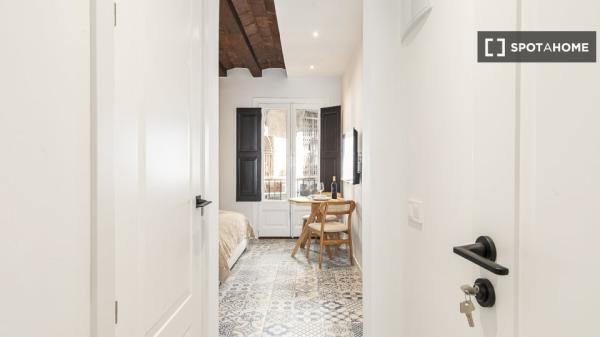 Estudio en alquiler en La Dreta de l'Eixample, Barcelona