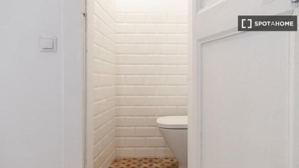 Apartamento de 2 dormitorios en alquiler en El Raval, Barcelona