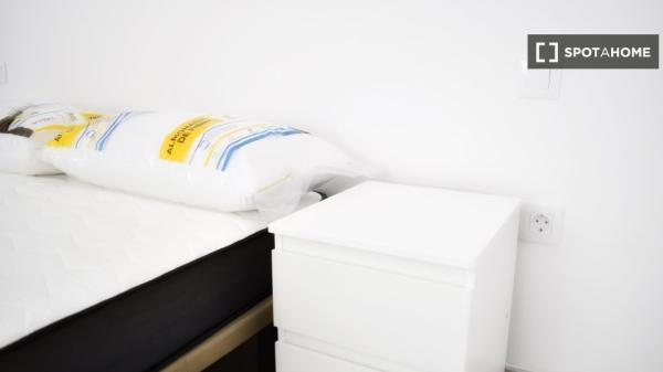 Room in shared apartment in La Orotava