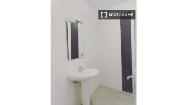 Room in shared apartment in La Orotava