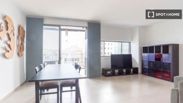 Apartamento de 2 dormitorios en alquiler en El Poblenou, Barcelona