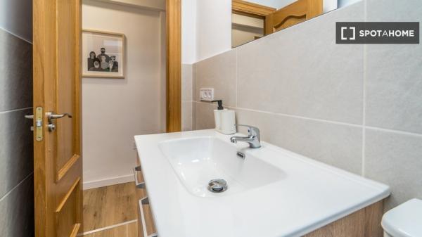 Chambre en colocation à louer, Vadillos