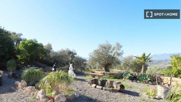 Apartamento de 2 dormitorios en alquiler en Álora, Málaga