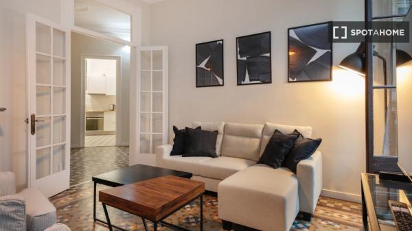 Habitación en piso compartido en alquiler en Eixample, Barcelona