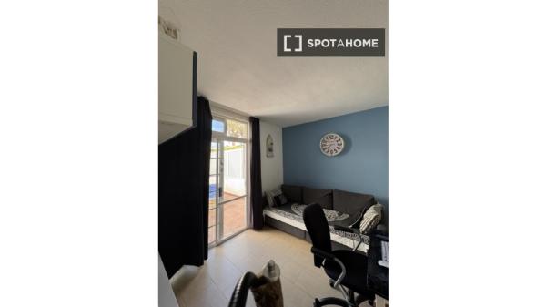Zimmer in Wohngemeinschaft in Maspalomas