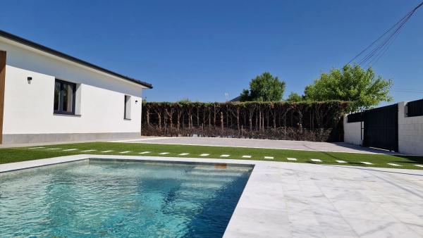 Casa o chalet independiente en venta en calle Cinco, 66