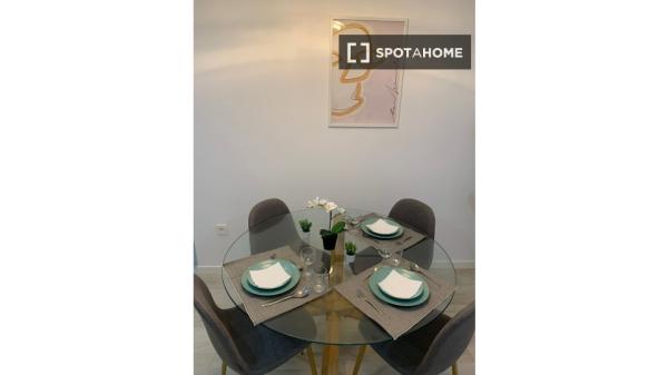 Pokój we wspólnym mieszkaniu w Murcji