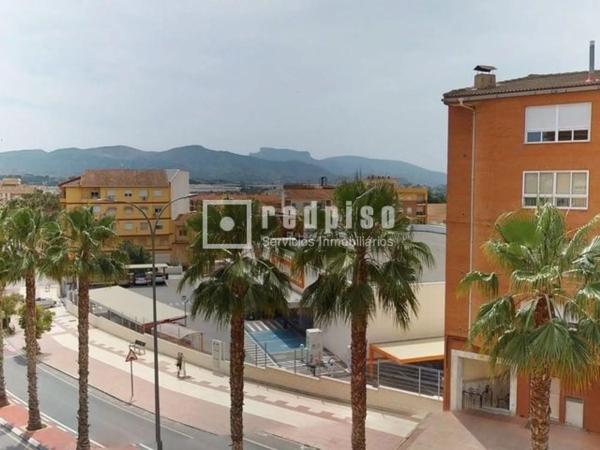 Piso en calle Uruguay