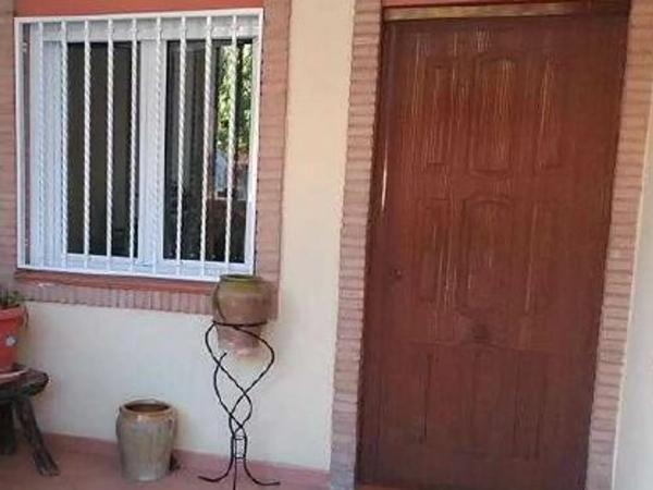 Chalet adosado en calle Juan Carlos i