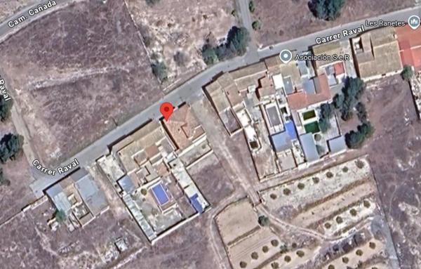 Chalet adosado en calle Raval