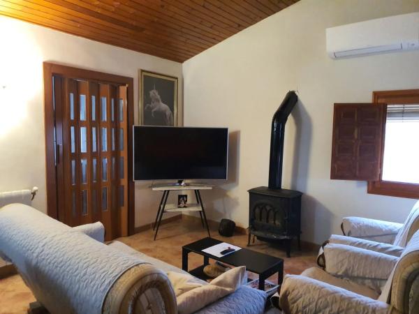 Casa independiente en avenida de Biar