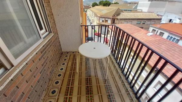 Piso en calle Artal de Alagón