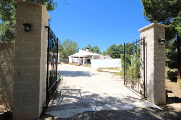 Casa rural en plaza Poligono 1, 16