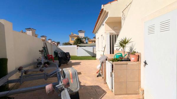 Casa independiente en calle Portugal, 6