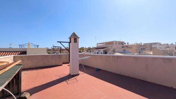 Casa independiente en calle Portugal, 6