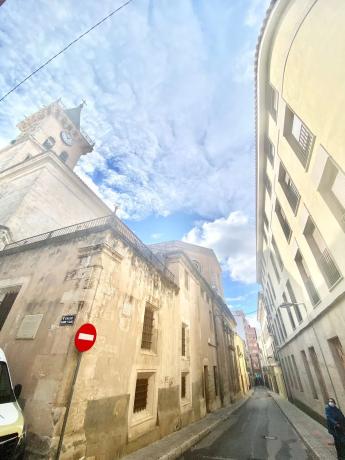 Local en calle Ramón y Cajal, 18