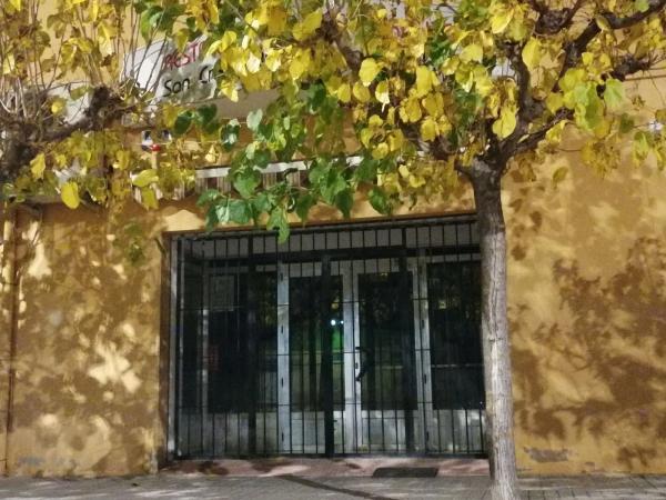 Local en avenida de Villena, 51