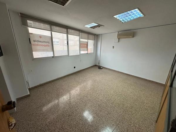 Local en calle de la Virgen