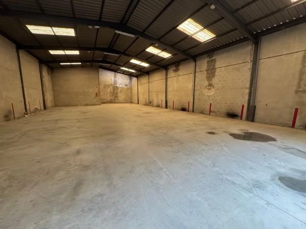 Local en calle de la Gelela