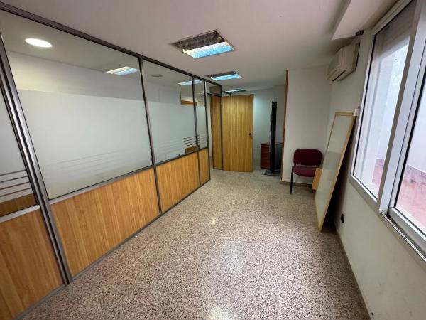 Local en calle de la Virgen