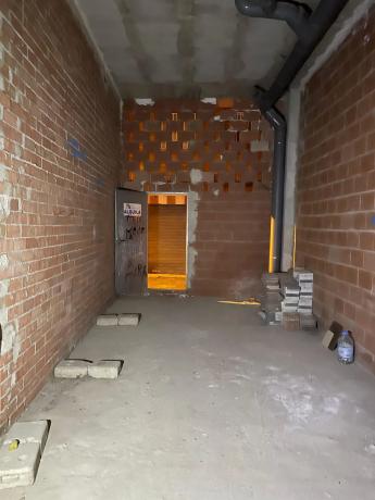 Local en calle Escultor Navarro Santafé