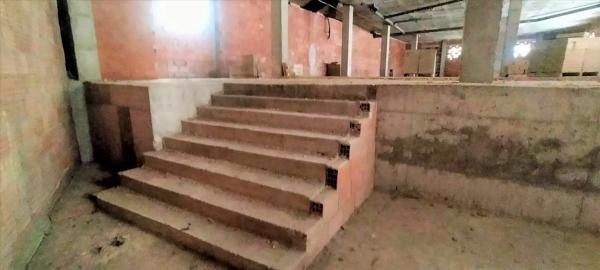 Local en calle del Párroco Azorín