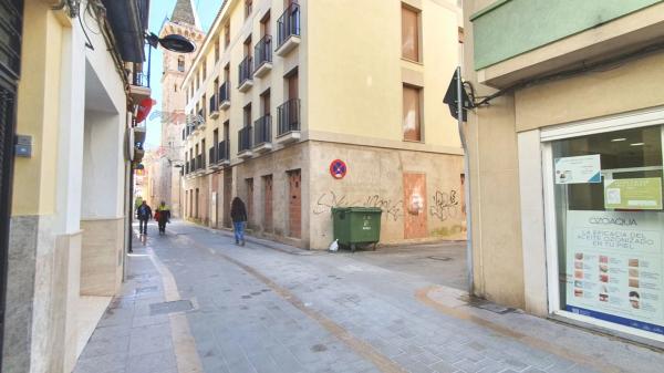 Local en calle del Párroco Azorín