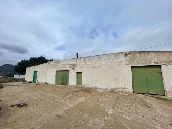 Nave en plaza Poligono 4, 281