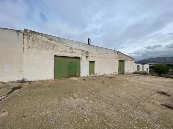 Nave en plaza Poligono 4, 281