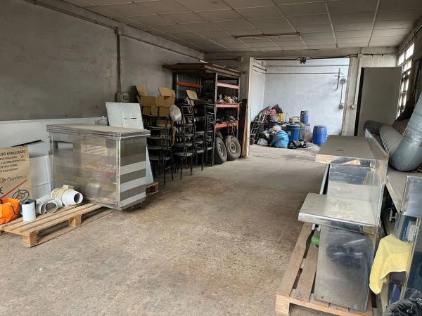 Nave en plaza Poligono 4, 281