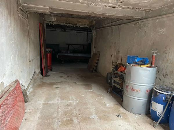 Nave en plaza Poligono 4, 281