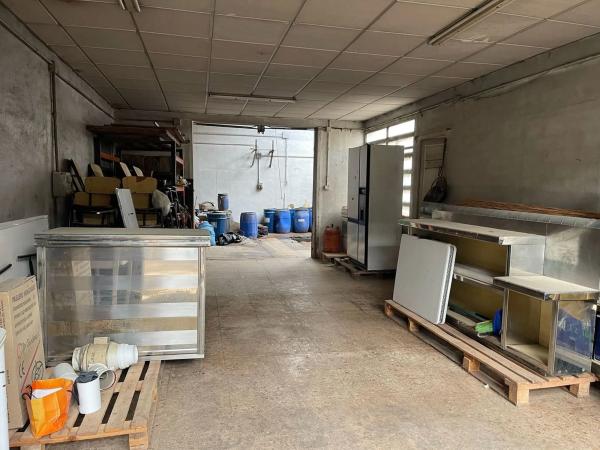 Nave en plaza Poligono 4, 281