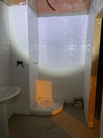 Local en calle Escultor Navarro Santafé