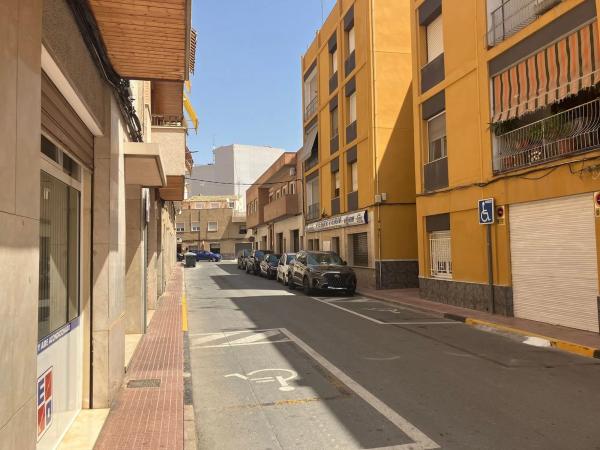 Local en calle Artal de Alagón, 14