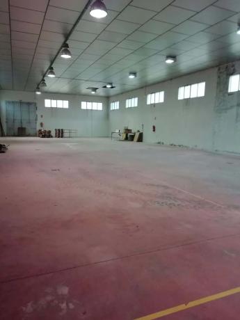 Nave en carretera de Biar a Cañada