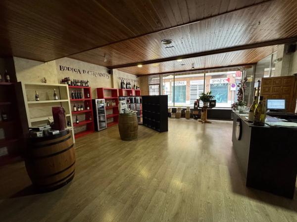 Local en calle Cervantes