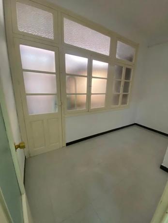 Local en Menéndez Pelayo, 57