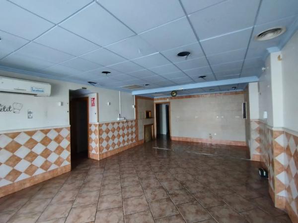 Local o nave en avenida de Villena