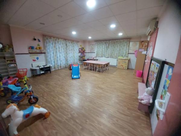 Local en calle Quintín Esquembre