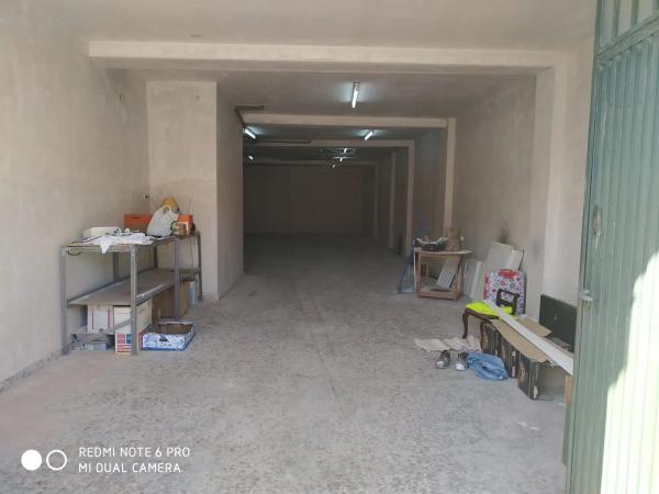 Local en calle Tempestad, 6